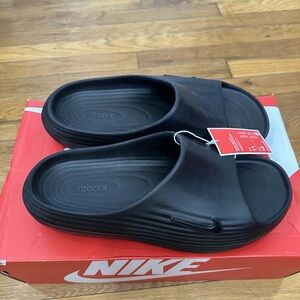 *Slightly Used* Nike ReactX Rejuven8 Slide Men Black (HV4479-001) Size 11